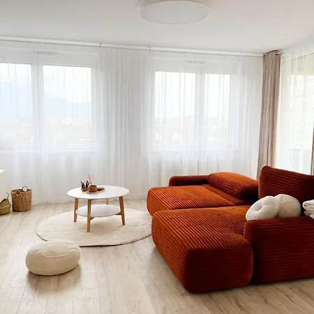 Апартаменти A2 Severna Apartment, Near Center And High Tatras Попрад